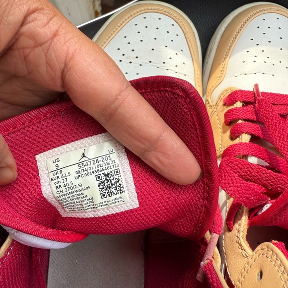 Nike Air Jordan High-Top Sneakers - Picture 7 of 8